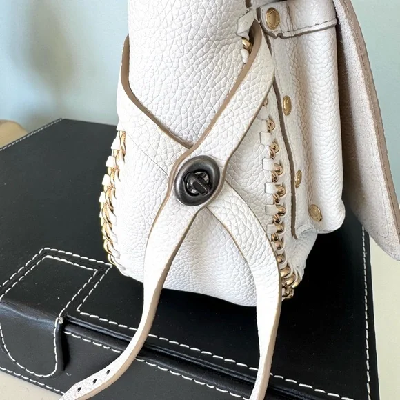 Coach Soft White Pebble Leather Crossbody with Gold Chain Trim. NWOT Medium SZ - Picture 5 of 16